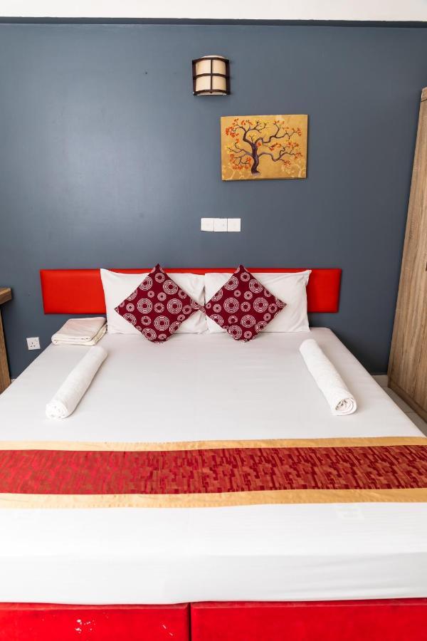The G Ten Holiday Inn Хулхумале Екстериор снимка