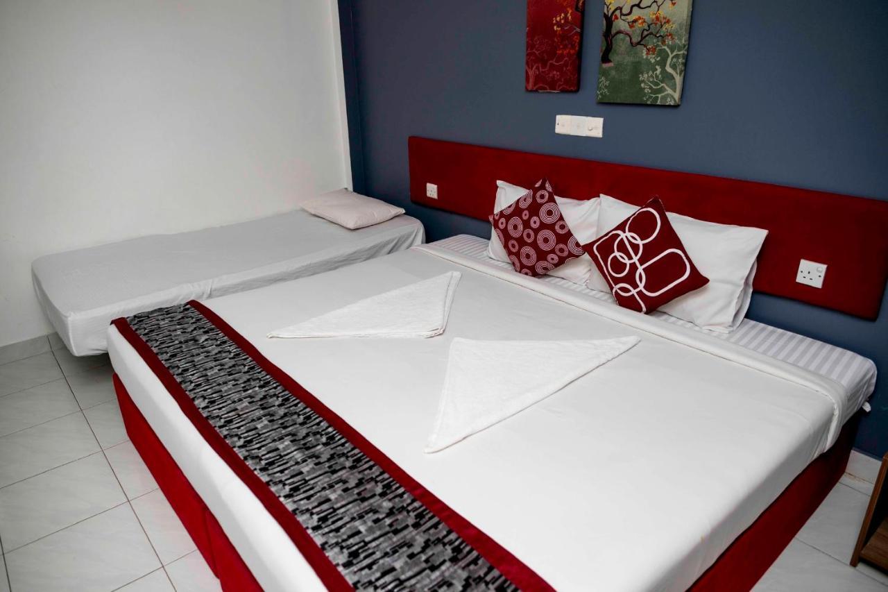 The G Ten Holiday Inn Хулхумале Екстериор снимка